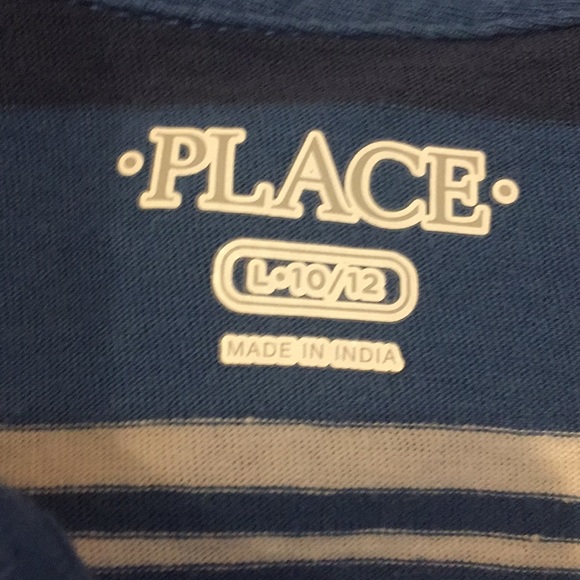 Boys 10/12 collared shirts - Picture 2 of 4